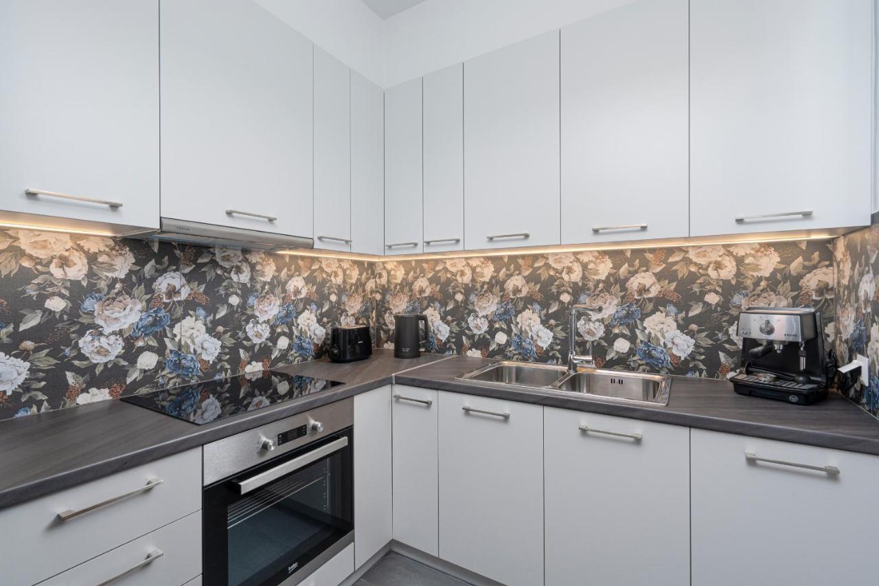 The H Experience Blackbird Spacious 2Bd Apartment Close To The Beach Ксилокастрон Екстер'єр фото